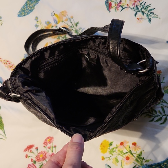 Black Leather effect shoulder/crossbody bag - Picture 2 of 4